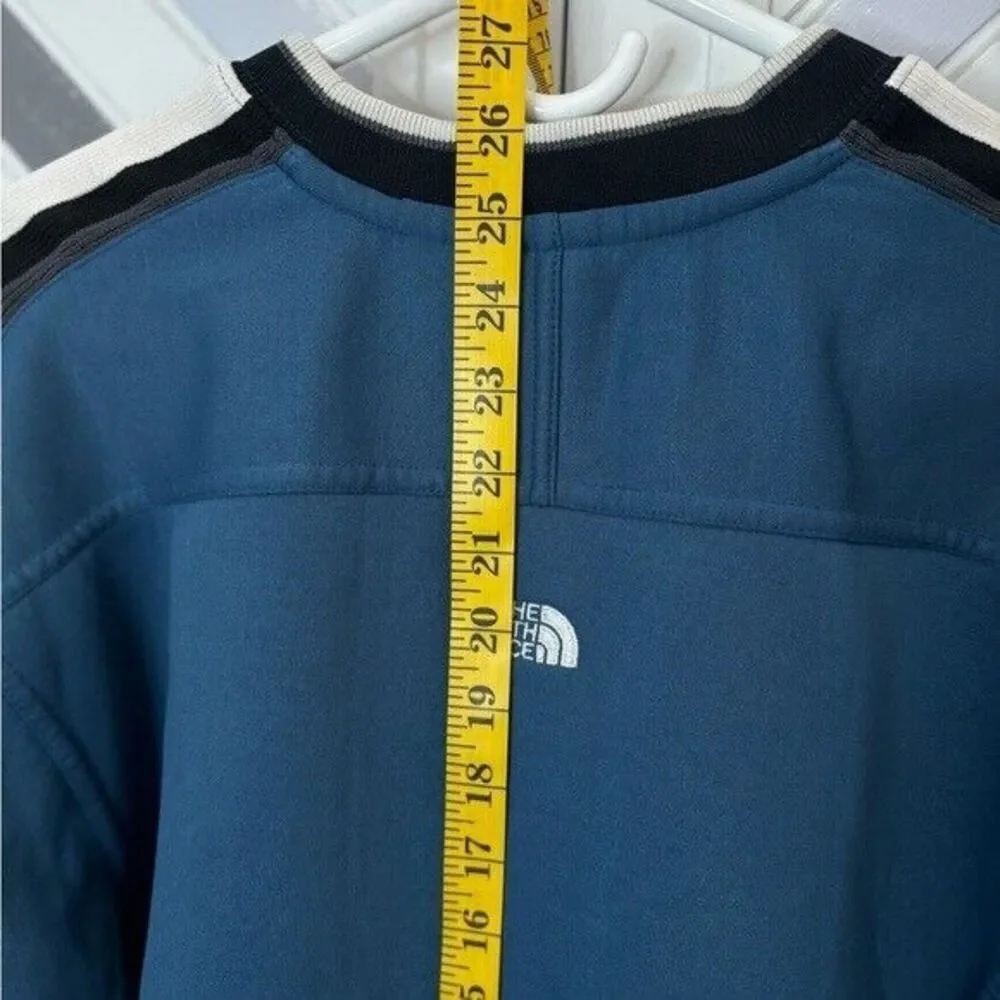 The North Face Men's Small Blue UltraWick Crew‎ Neck Long Sleeve Knit Sweatshirt